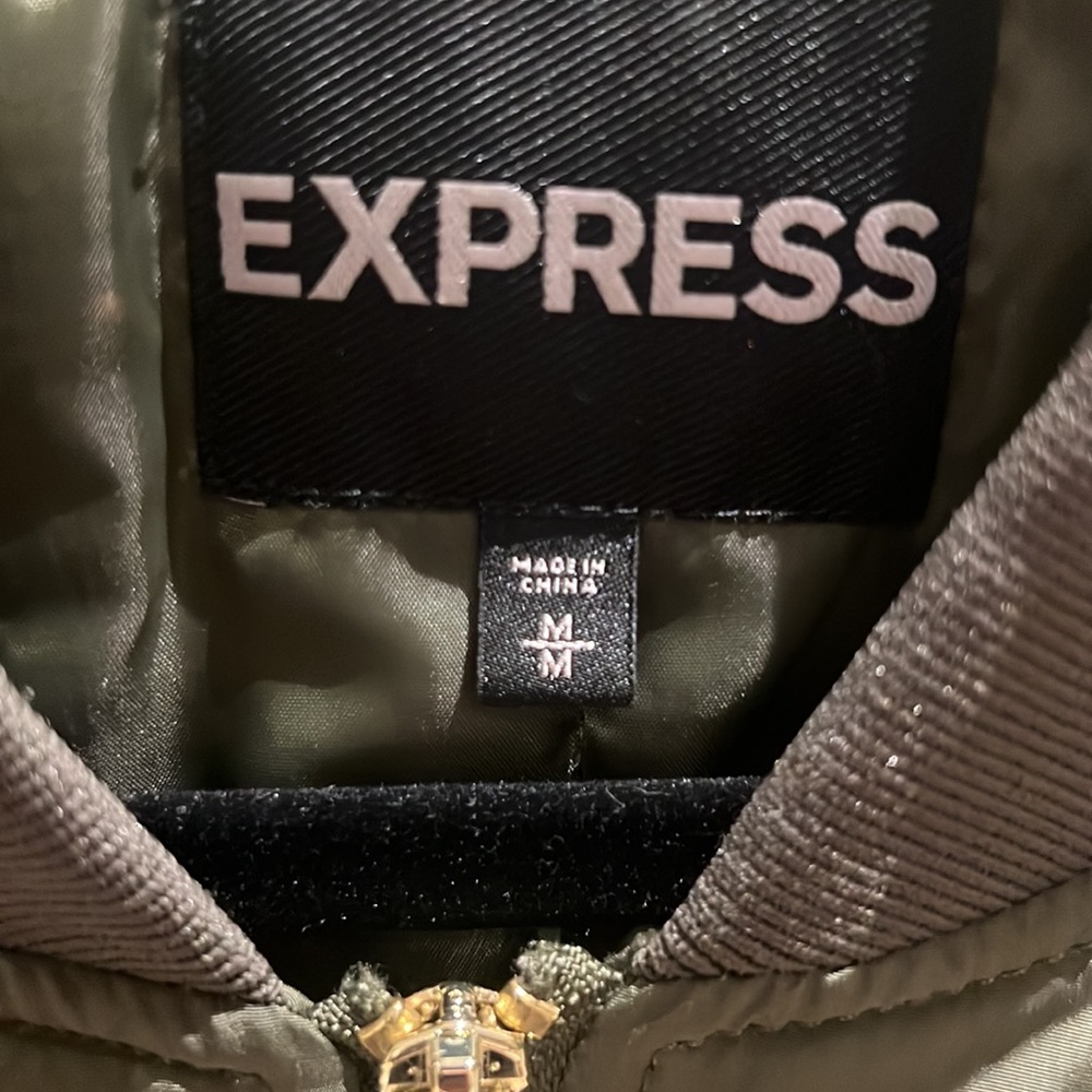 Jacket - Picture 3 of 6